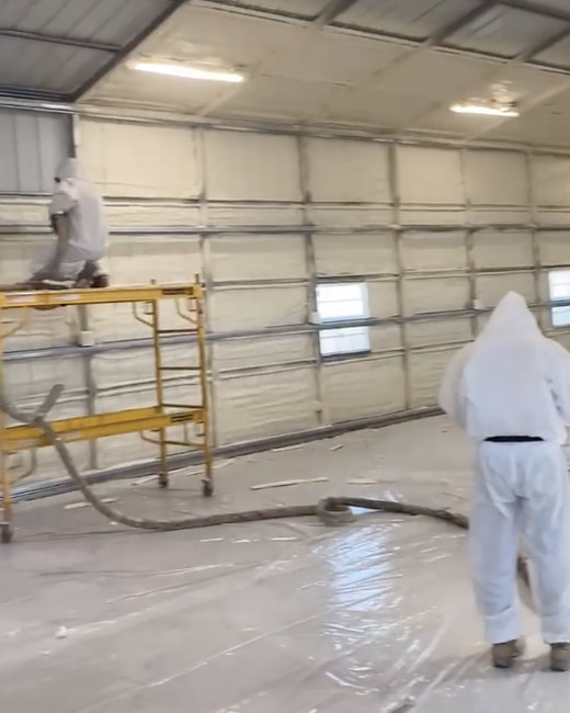 spray foam insulation contractors installing closed cell foam